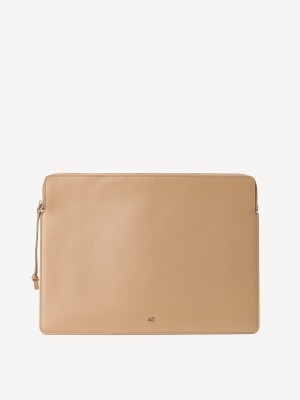 By Malene Birger Aya Leather Laptop Case Annet Tilbehør Sand | NO_BB82949