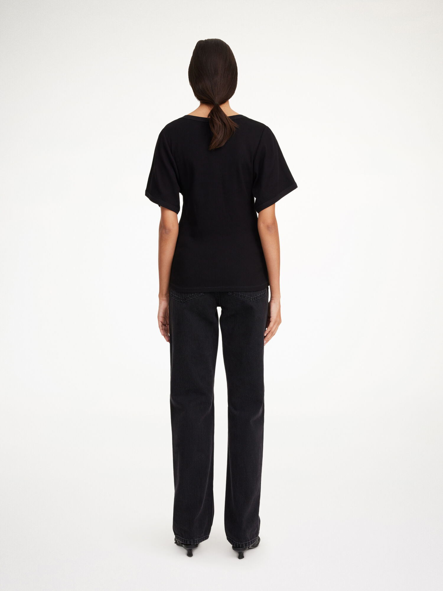 By Malene Birger Lunai T-shirt Topper Svarte | NO_BB50400